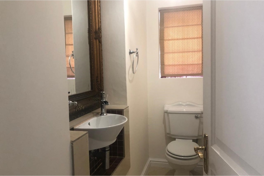To Let 4 Bedroom Property for Rent in Belvidere Estate Western Cape
